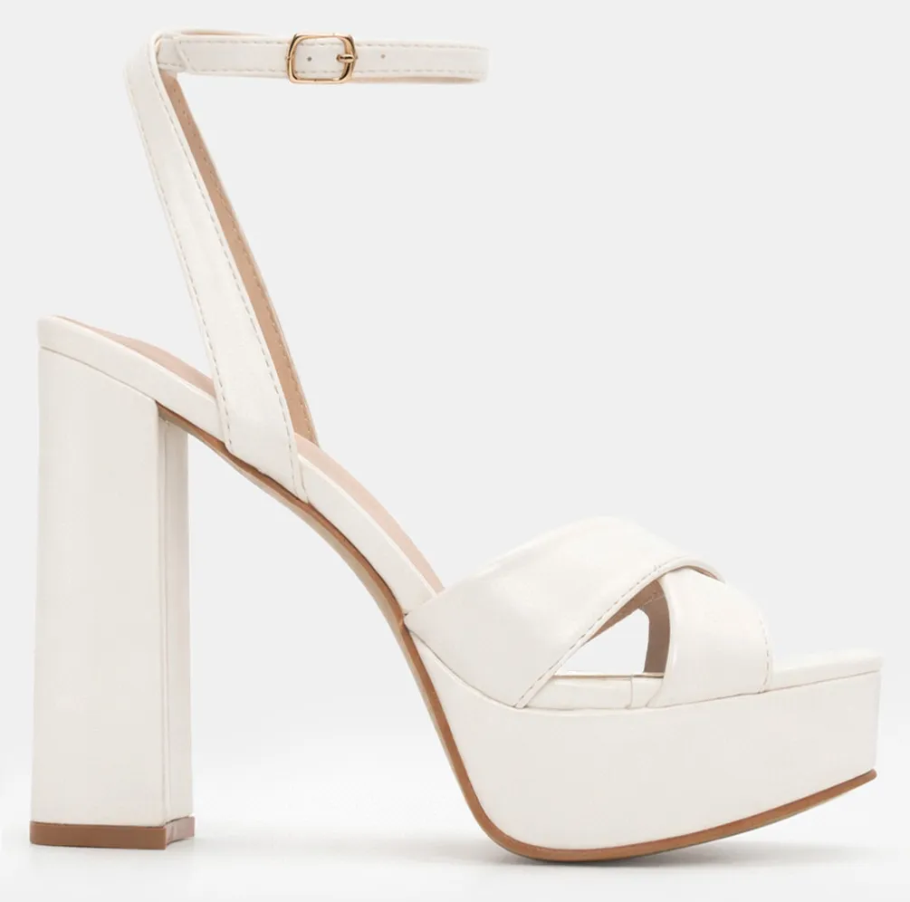 Πέδιλα με Χιαστί Λουράκια & Μπαρέτα - Λευκό