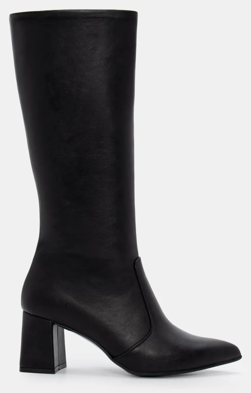 LUIGI DESIGN - Μπότες Μυτερές με Τακούνι - Μαύρο-Ματ