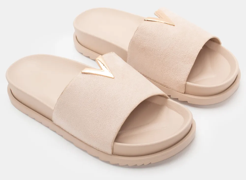 Flatform Σανδάλια με Μεταλλική Λεπτομέρεια V - Μπεζ
