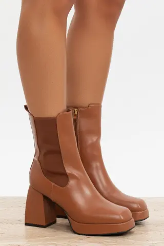 Μποτάκια Chelsea με Τακούνι & Φιάπα - Κάμελ