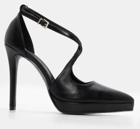 Γόβες Μυτερές με Φιάπα - Μαύρο