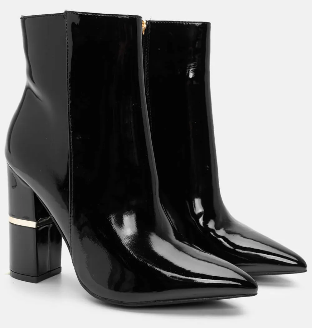 Μποτάκια Μυτερά με Μεταλλική Λεπτομέρεια - Μαύρο-Λουστρίνι