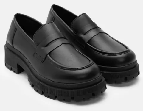 Μοκασίνια με Τρακτερωτή Σόλα - Μαύρο-Ματ