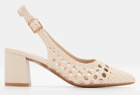 Γόβες Μυτερές με Πλεκτό Σχέδιο - Μπεζ