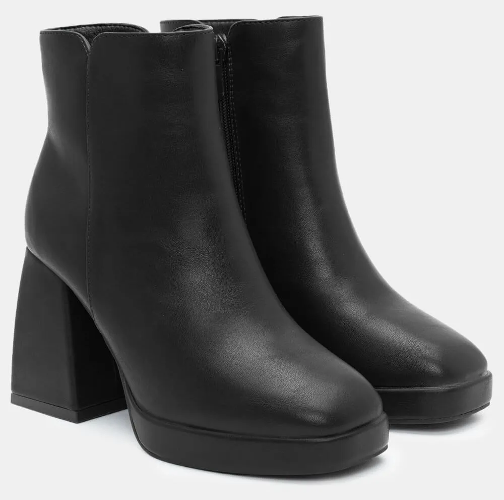 Μποτάκια με Τακούνι & Φιάπα - Μαύρο