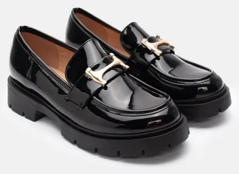 Μοκασίνια με Διακοσμητική Αγκράφα & Τρακτερωτή Σόλα - Μαύρο-Λουστρίνι