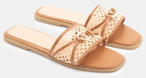 Flat Σανδάλια με Διακοσμητική Τόκα - Κάμελ