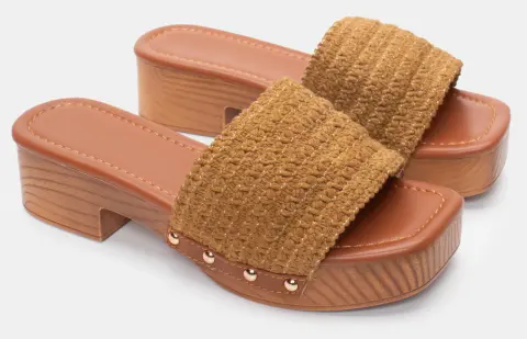Clogs με Πλεκτή Φάσα - Κάμελ