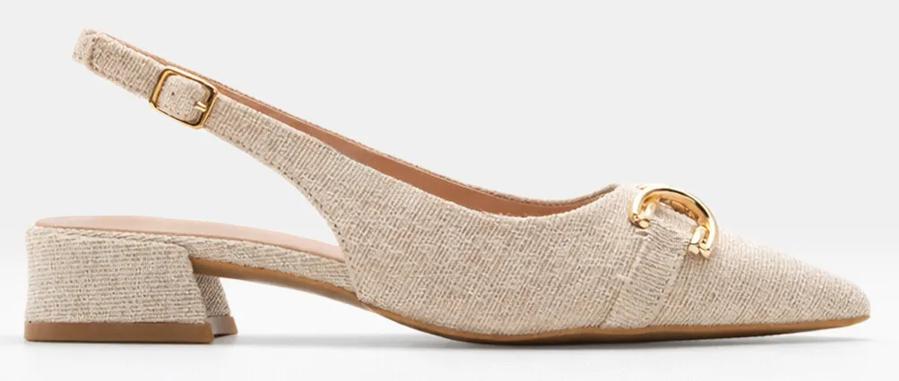 Γοβάκια Μυτερά με Διακοσμητική Αγκράφα - Μπεζ