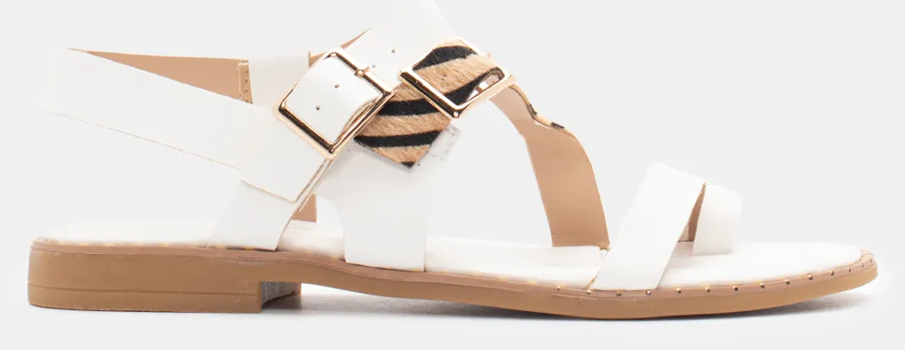 Flat Σανδάλια με Λουράκια & Τόκες - Λευκό