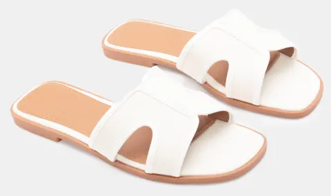 Flat Σανδάλια σε Συνδυασμό Χρωμάτων - Λευκό