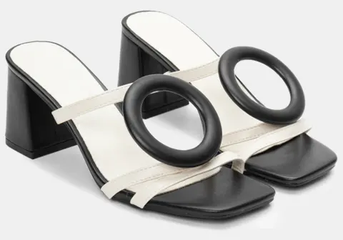 Mules με Λουράκια & Κρίκο - Μαύρο