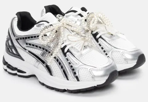 Sneakers σε Συνδυασμό Χρωμάτων με Strass & Πέρλες - Ασημί