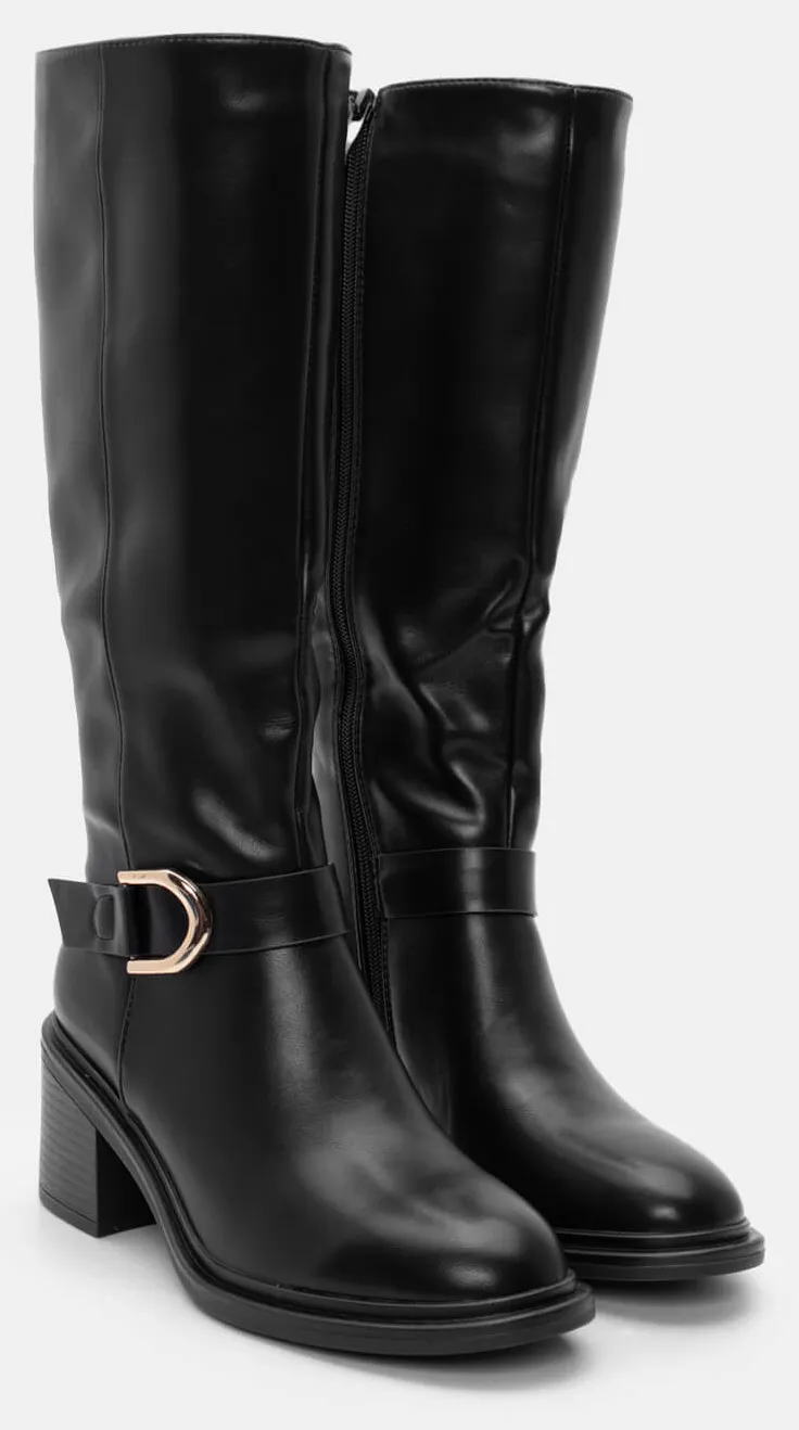 Μπότες με Διακοσμητικό Λουράκι - Μαύρο