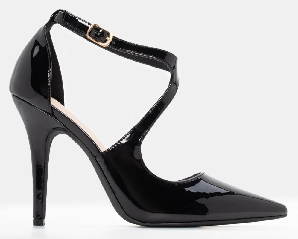 Γόβες Μυτερές με Λοξό Λουράκι & Μπαρέτα - Μαύρο-Λουστρίνι