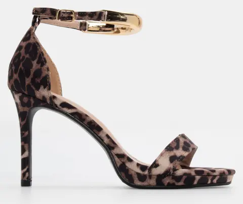 Πέδιλα με Μεταλλική Λεπτομέρεια στην Μπαρέτα - Animal Print