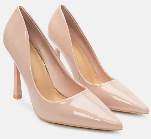 Γόβες Μυτερές - Μπεζ