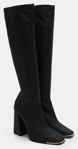 Μπότες με Μεταλλική Λεπτομέρεια - Μαύρο