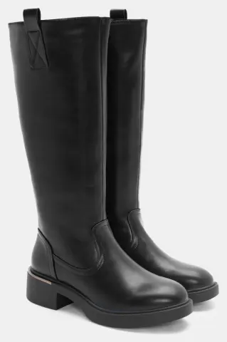 Μπότες με Μεταλλική Λεπτομέρεια - Μαύρο