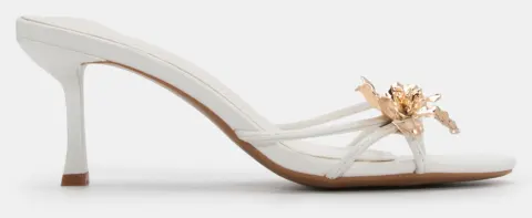 Mules με Μεταλλική Λεπτομέρεια - Λευκό