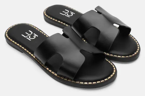 LUIGI DESIGN - Flat Σανδάλια με Ανοίγματα στο Πλάι - Μαύρο