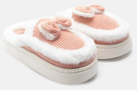Παντόφλες Γούνινες με Φιόγκο - Ροζ