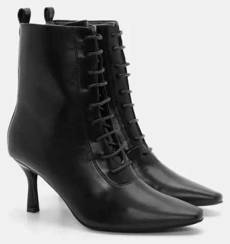 Μποτάκια με Τακούνι - Μαύρο