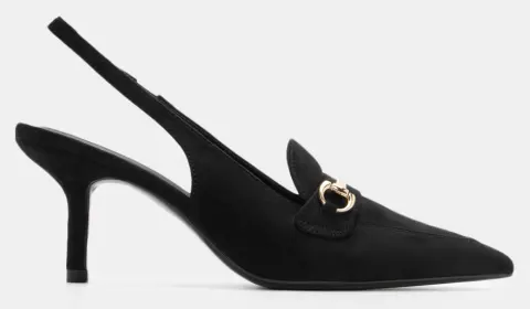 Γόβες Μυτερές με Διακοσμητική Αγκράφα - Μαύρο