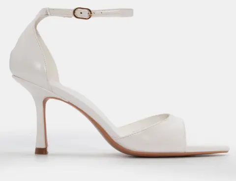 Πέδιλα Μυτερά με Μπαρέτα - Λευκό