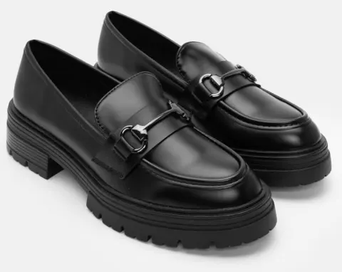 Μοκασίνια με Διακοσμητική Αγκράφα - Μαύρο-Ματ