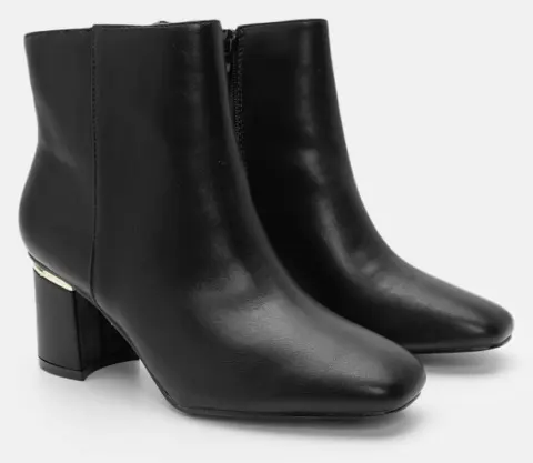 Μποτάκια με Μεταλλική Λεπτομέρεια & Τακούνι - Μαύρο