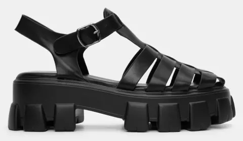 Πλατφόρμες με Τρακτερωτή Σόλα & Λουράκια - Μαύρο