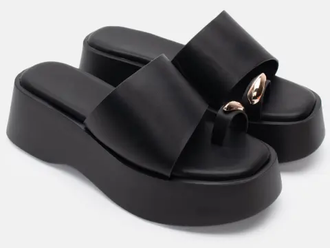 Πλατφόρμες με Φαρδιά Φάσα & Διακοσμητικό - Μαύρο-Ματ