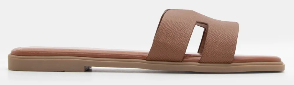 Flat Σανδάλια με Ανοίγματα στο Πλάι - Κάμελ