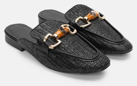 Mules Loafers με Διακοσμητική Αγκράφα - Μαύρο