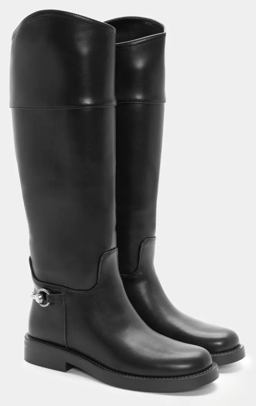 Μπότες με Μεταλλικό Διακοσμητικό - Μαύρο